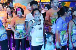 BIB: 4216, 13615, 15244
                            <button type="button" onclick="openModal(28185906)" class="btn btn-primary btn-sm float-right btn-popup" data-toggle="modal" data-target=".modal-high-quality">
                        <i class="fas fa-shopping-cart"></i> Add to Cart
                    </button>
                                            <button type="button" onclick="isThisMe(28185906, true)" class="btn btn-success btn-sm float-right btn-popup btn-isme hidden" data-toggle="tooltip" data-placement="bottom" title="นี่คือรูปของคุณใช่ไหม คลิกที่นี่เพื่อเอาเข้าอัลบั้ม">
                        <i class="fas fa-plus"></i> Add to album
                    </button>
                    <button type="button" onclick="isThisMe(28185906, false)" class="btn btn-warning btn-sm float-right btn-popup btn-isnotme hidden">
                        <i class="fas fa-ban"></i> Remove from album
                    </button>